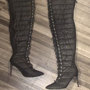 Lace up thigh high boots, wore with my Harley Quinn fit. Comfortably fits 9-11